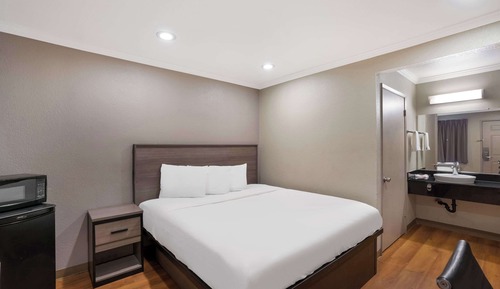Chambre Standard, 1 très grand lit, non-fumeurs