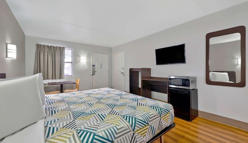 Chambre Standard, 1 très grand lit, accessible aux personnes à mobilité réduite, non-fumeurs
