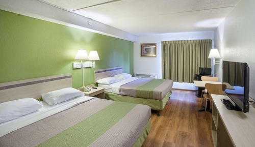 Chambre Standard, 2 lits doubles, accessible aux personnes à mobilité réduite, non-fumeurs