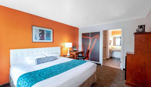 Chambre, 1 très grand lit, accessible aux personnes à mobilité réduite, non-fumeurs (Mobility)