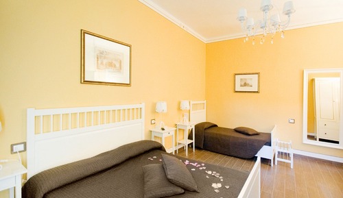 Chambre Triple, salle de bains privée