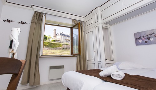 Chambre Supérieure Double ou avec lits jumeaux