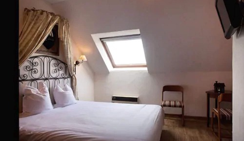 Chambre Double Standard, 1 lit double