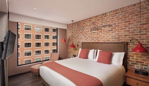 Chambre Deluxe, 1 très grand lit, vue ville