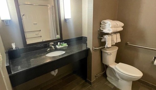 Chambre Standard, 2 grands lits (Mobility, Accessible Tub)