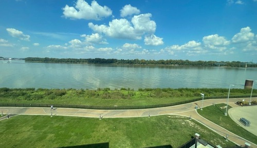 Chambre Standard, 2 grands lits, vue fleuve