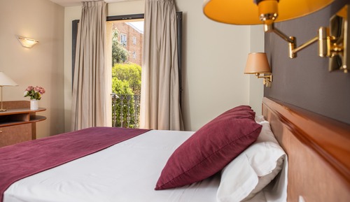 Chambre Double Deluxe (1 pax)