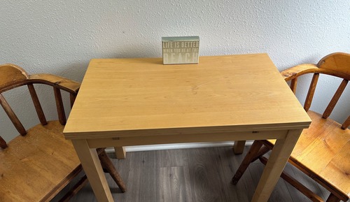 Chambre Simple Standard, 2 grands lits, vue montagne, en angle