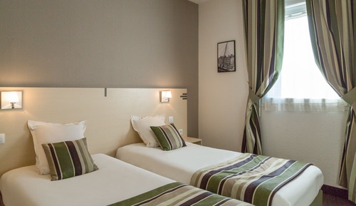 Chambre avec lits jumeaux