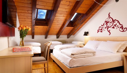 Chambre Quadruple (2 Adulti + 2 Bambini)