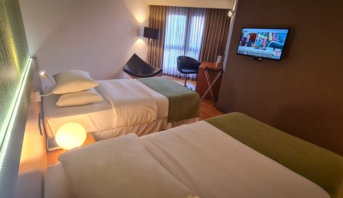 Chambre Supérieure, 2 lits une place