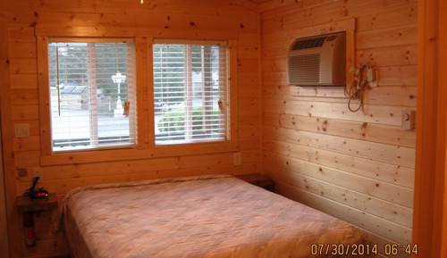 Cabane, non-fumeurs, coin cuisine (No Pets, Linens Available)