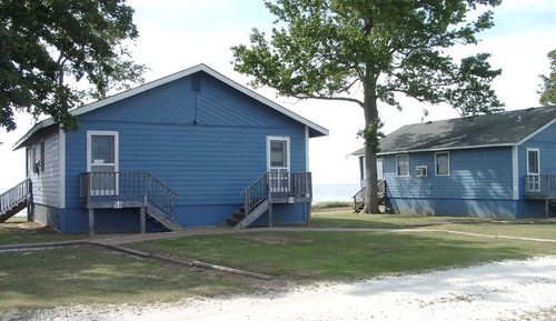 Cabane (No Pets, Linens not Available)