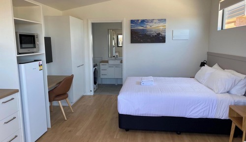 Studio Deluxe (Deluxe Studio Room - Sleeps 2)