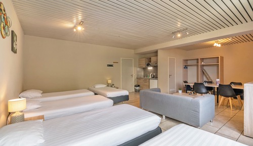 Chambre Familiale (6 People)