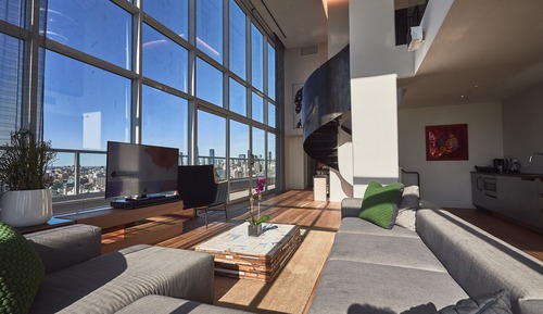Suite (Penthouse)