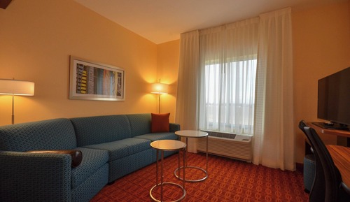 Studio, 1 très grand lit et 1 canapé-lit (Hearing Accessible)