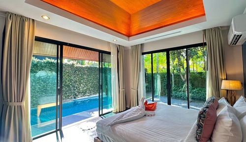 One-Bedroom Pool Villa