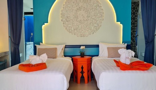 Twin Room with Pool View