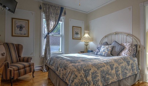 Chambre Deluxe, 1 grand lit, non-fumeurs, salle de bains privée