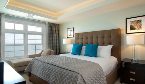 Villa, en front de mer (by the Sea, Fourth Floor)