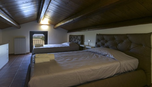 Chambre Quadruple Confort (split level, 4 adults)