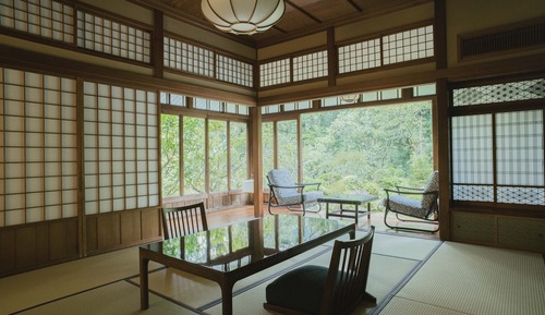 Suite Tradition, vue jardin (Japanese-Western style)