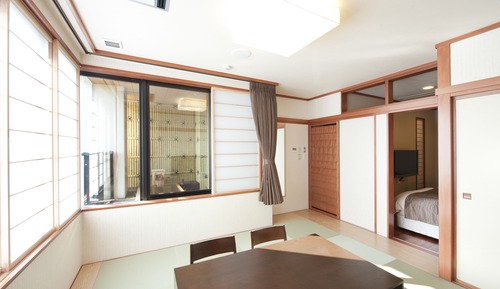 Chambre Supérieure avec lits jumeaux, baignoire (Japanese Western Room - open-air bath)