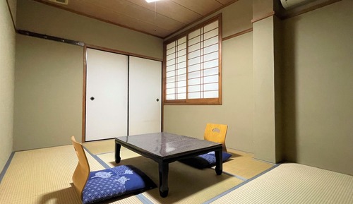 Chambre Tradition (Japanese Style,2 people,Shared Toilet)