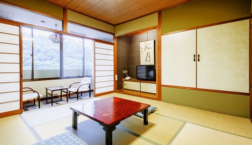 Chambre Standard, non-fumeurs (Japanese-Style, Shared Bathroom)