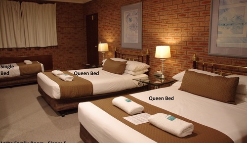 Chambre Triple Familiale