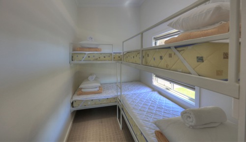 Cabane Classique, 2 chambres, coin cuisine, vue fleuve