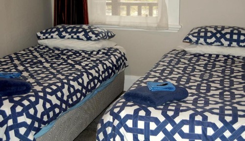 Chambre avec lits jumeaux