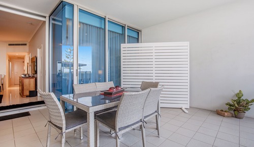 Two Bedroom Apartment (Pool Access)