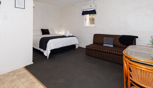 Studio Standard, 1 chambre, salle de bains attenante