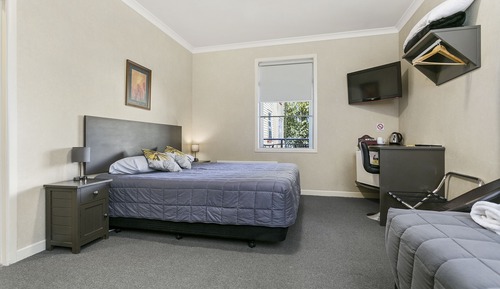 Studio Exécutif (Executive Superking(3pax))