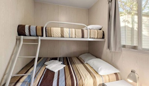 Cabane Standard, 2 chambres (Sleeps 5 Pet Friendly)