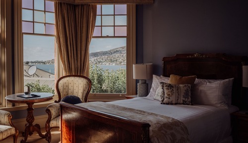 Chambre Supérieure, 1 grand lit, vue fleuve