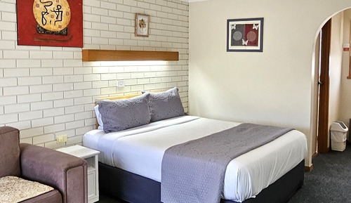 Chambre Standard, 1 grand lit, non-fumeurs (Single Special)
