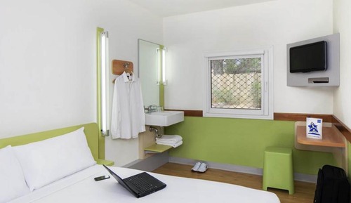 Chambre Standard, 1 grand lit