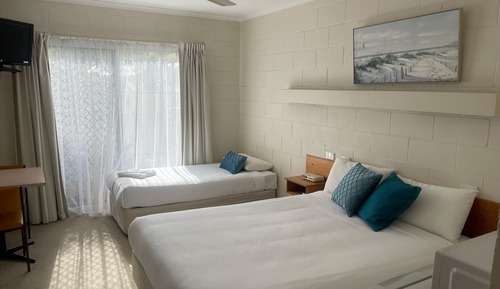 Chambre Standard, patio (3 Night Package)