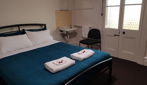 Chambre, non-fumeurs, salle de bains commune (Queen Room)