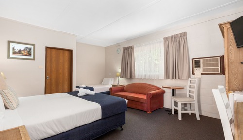 Chambre Standard, non-fumeurs (King and Single room)