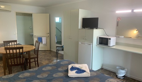 Chambre Standard, non-fumeurs (Wheelchair Friendly Unit)