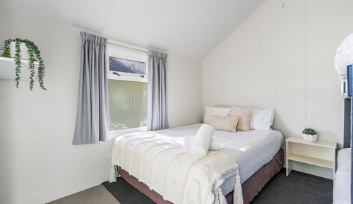 Cabane Standard (queen & bunk)