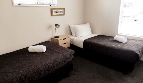 Chambre Familiale (1 BEDROOM FAMILY SPA UNIT)
