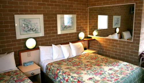 Chambre Deluxe (Queen & Single)