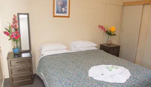 Chambre Familiale (Connecting - Upstairs)