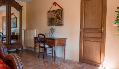 Chambre Double, salle de bains attenante, vue parc (Soleil)