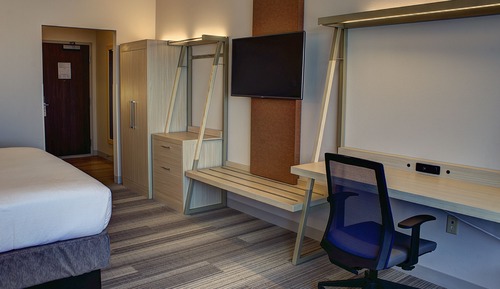 Chambre Standard, 1 très grand lit (Expanded)